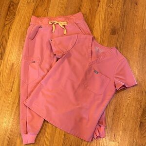 Coral Figs Scrub Set Zamora/Catarina